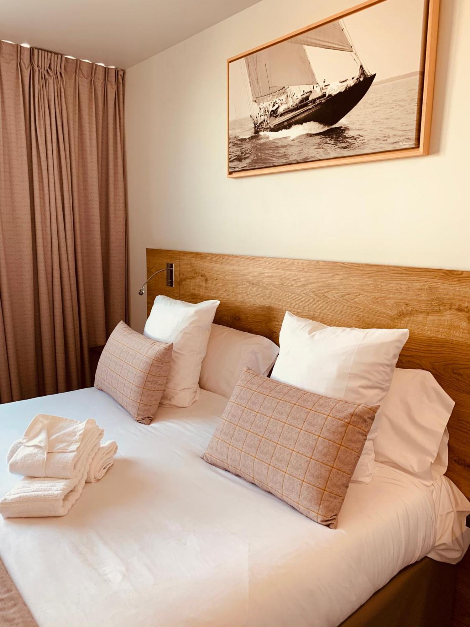 Le Nautica Hotel Perros-Guirec Exterior photo